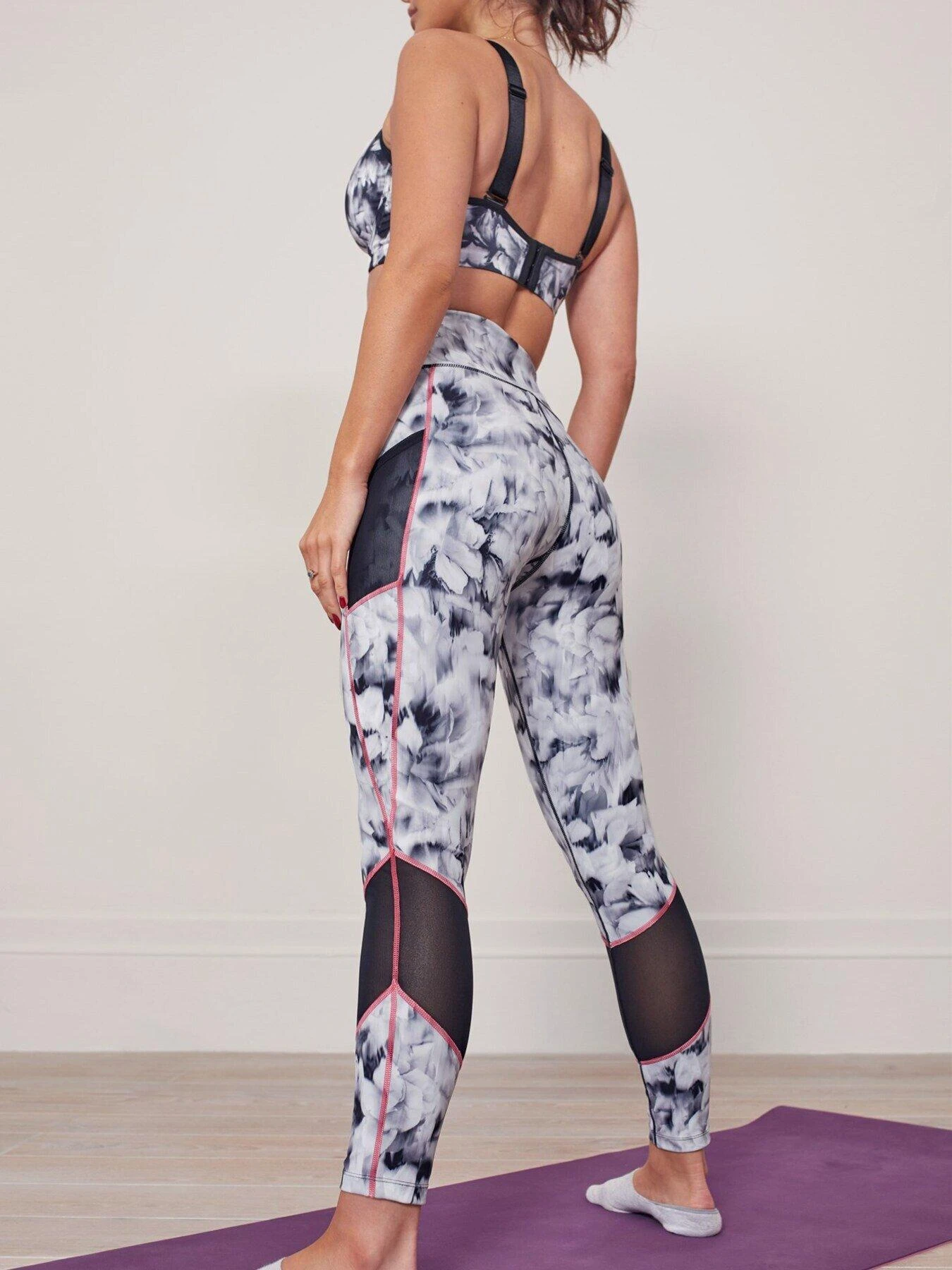Pour Moi Energy Printed Mesh Panel Legging - Black/White 4 Pour Moi Energy Printed Mesh Panel Legging - Black/White - Image 2