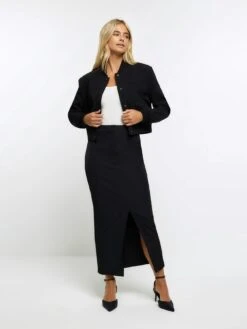 River Island Tailored Crop Bomber Jacket -Modish Muse 113AY SQ3 0000000004 BLACK MDo