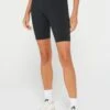 Everyday Athleisure Cross Over Cycling Short - Black -Modish Muse TNJ3T SQ1 0000000004 BLACK MDf