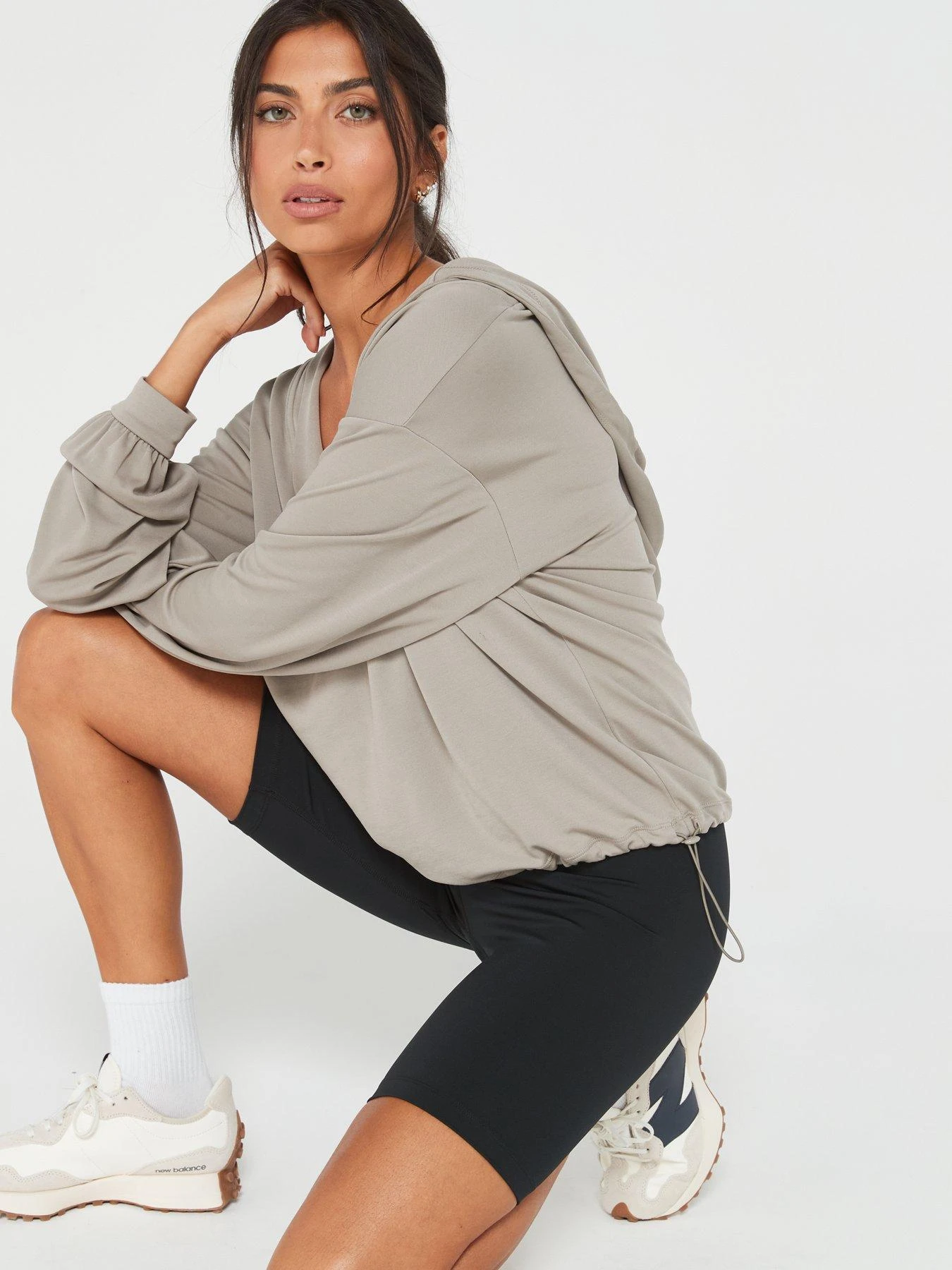 Everyday Athleisure Cross Over Cycling Short - Black 6 Everyday Athleisure Cross Over Cycling Short - Black - Image 4