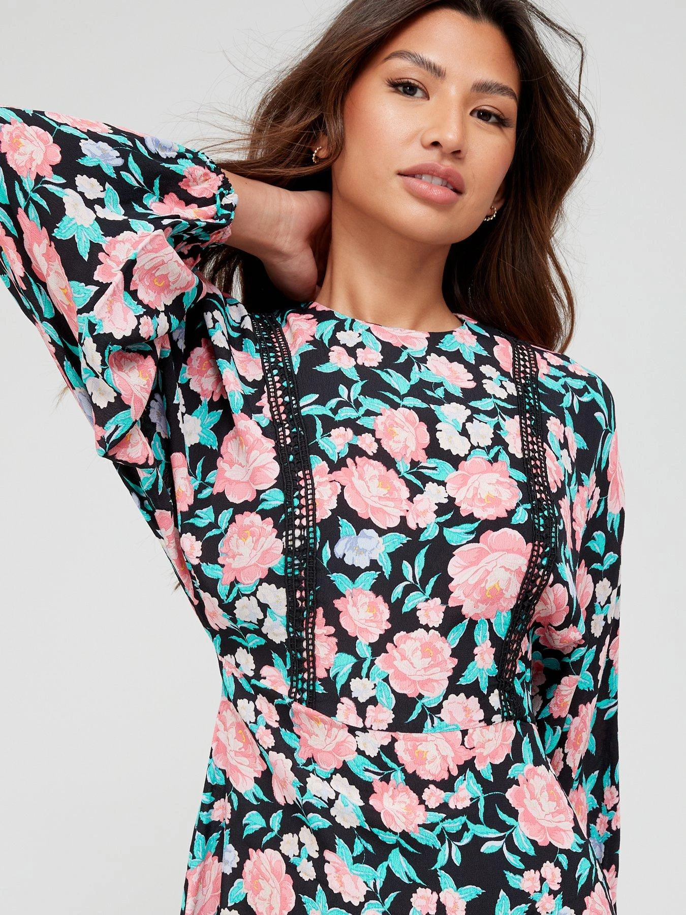 River Island Wrap Tea Dress - Black 6 River Island Wrap Tea Dress - Black - Image 4