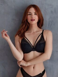 Pretty Polly Diamond Mesh Padded High Apex Bra - Black