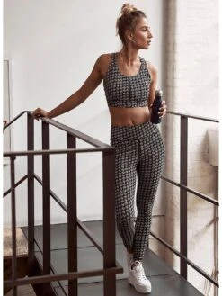 Mint Velvet Faye Print Active Legging -Modish Muse VEJCT SQ3 0000000004 BLACK MDo