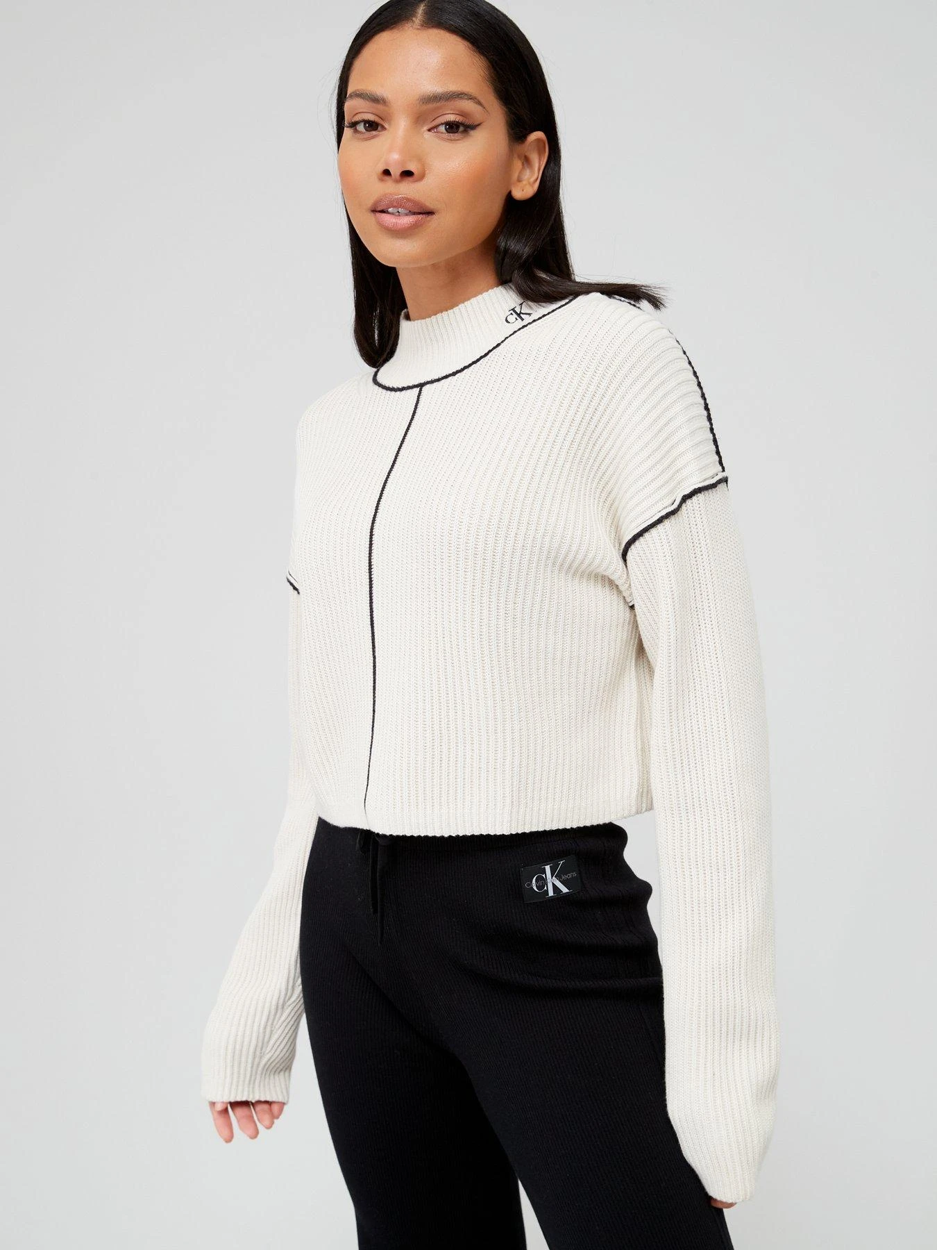 Calvin Klein Jeans Knitted Loose Sweater - Beige 3 Calvin Klein Jeans Knitted Loose Sweater - Beige