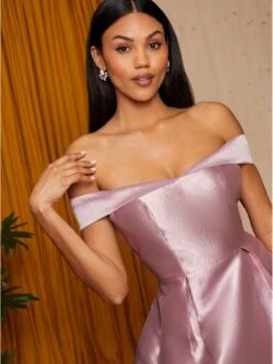 Chi Chi London Bardot Box Pleated Skater Midi Dress In Mauve -Modish Muse VKE69 SQ4 0000000063 PINK MDd