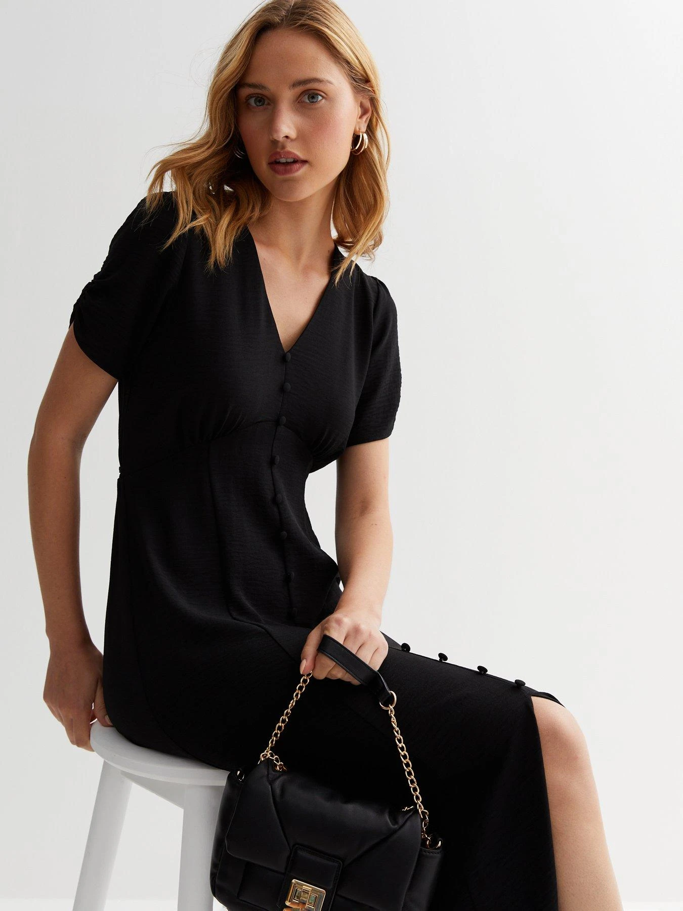New Look Ruched Sleeve Button Front Midaxi Dress - Black 5 New Look Ruched Sleeve Button Front Midaxi Dress - Black - Image 3