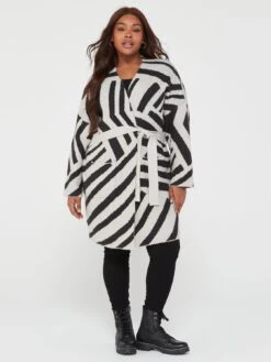 Only Curve Georgina Jacquard Belt Cardigan - Black -Modish Muse VMDCP SQ3 0000000004 BLACK MDo