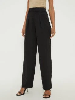 Dorothy Perkins Pleated Front Straight Leg Trouser - Black