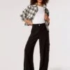 Apricot Soft Tailored Cargo Trousers -Modish Muse VNWRP SQ1 0000000004 BLACK MDf