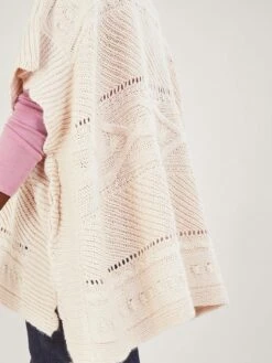 Monsoon Shelby Shawl Collar Cable Poncho -Modish Muse VO5TD SQ5 0000000013 WHITE MDd1