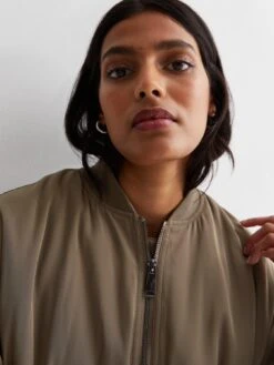 New Look Brown Zip Up Bomber Jacket -Modish Muse VO61I SQ5 0000000005 GREY MDd1