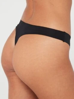 Brave Soul Ladies 3 Pack Thongs - Black -Modish Muse VOYL2 SQ3 0000000004 BLACK MDb