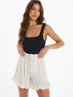 Quiz Stone Textured Frill Shorts