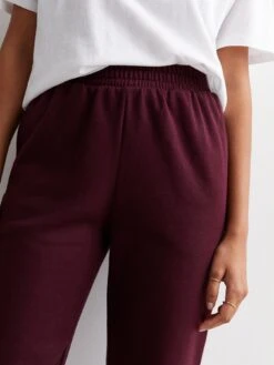 New Look Burgundy Cuffed Joggers -Modish Muse VP8G1 SQ4 0000000315 DARK RED MDd
