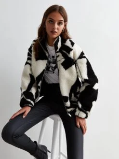 New Look Black Abstract Print Borg Zip Jacket
