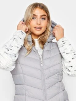 M&Co Grey Short Quilted Gilet -Modish Muse VQGXV SQ4 0000000005 GREY MDd