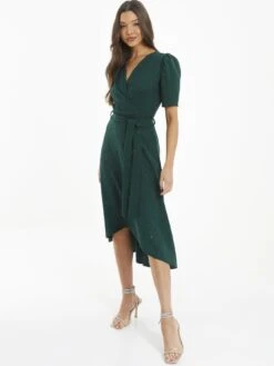 Quiz Bottle Green Glitter Dip Hem Midi Dress 10 Quiz Bottle Green Glitter Dip Hem Midi Dress -Modish Muse VSNFN SQ3 0000000630 DARK GREEN MDo